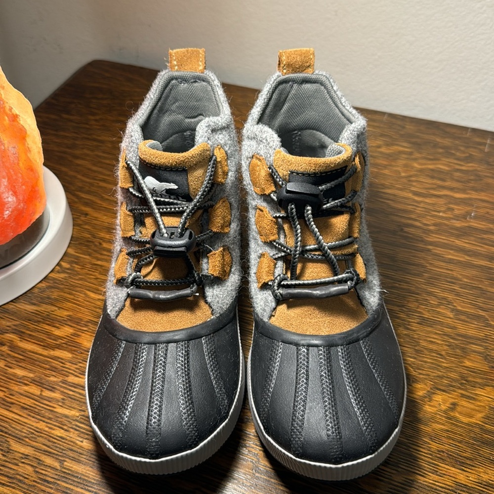 Waterproof Sorel Boots Out n About Classic